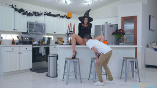 Venus Valencia Stepmoms Witchy Dickcraft - Momsboytoy